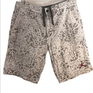 Jordan Bermuda Shorts Mens SZ-38